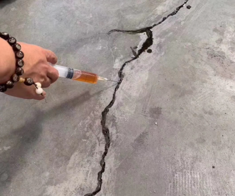 岳阳混凝土裂缝修补技术详解​